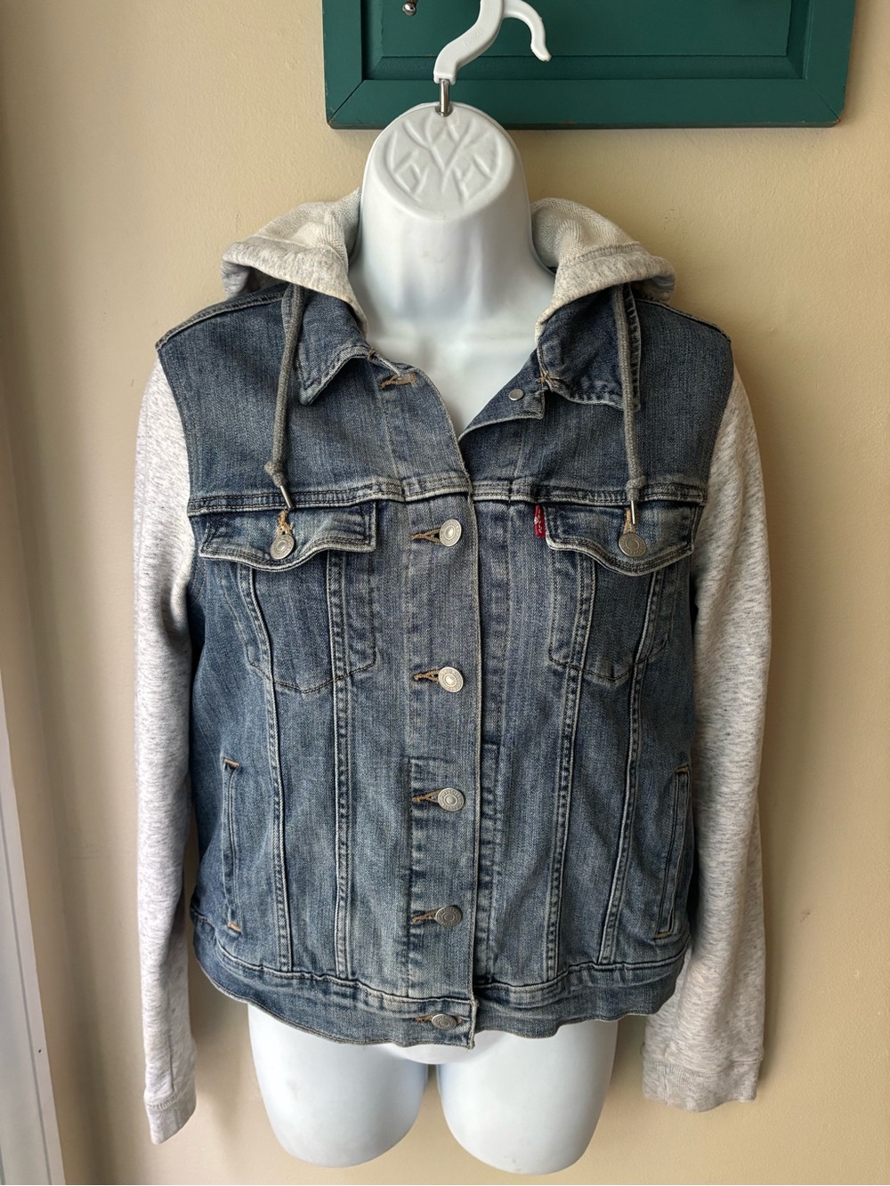 Levi’s Women’s Medium Hybrid Denim Trucker Jacket Grey Hoodie Sleeves 28328-0000